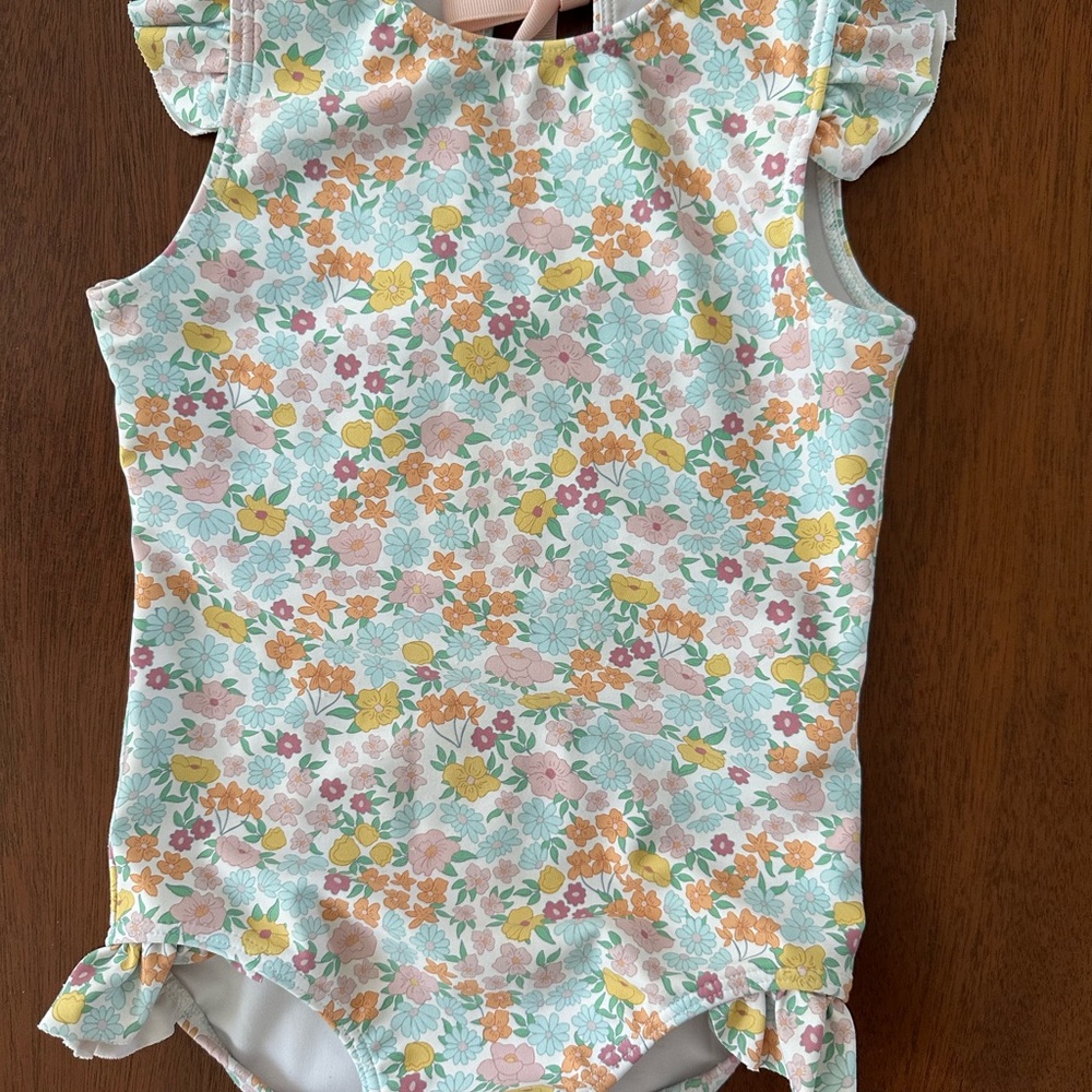 Minnow Ruffled One Piece Swim size 3/4 girl